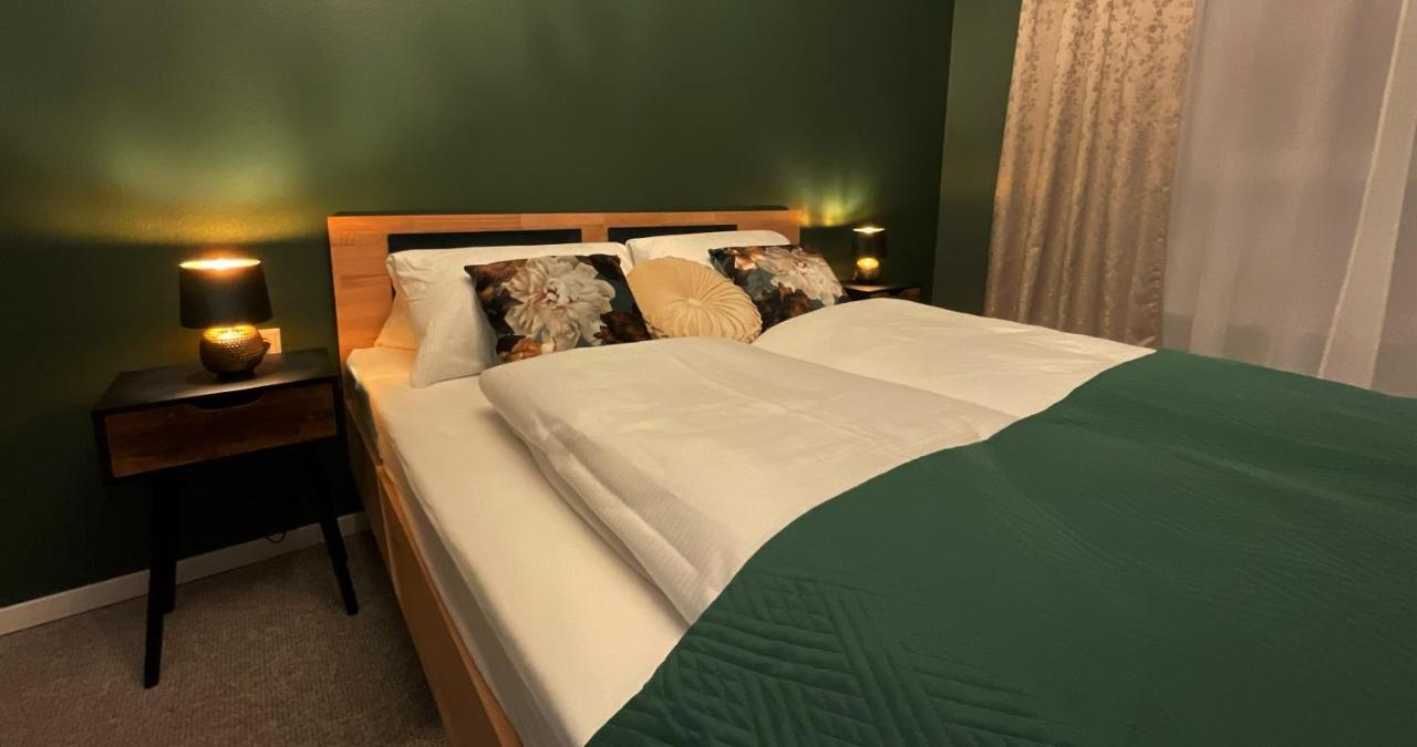 מצינגן Hotel Residenz Luxury Apartments מראה חיצוני תמונה
