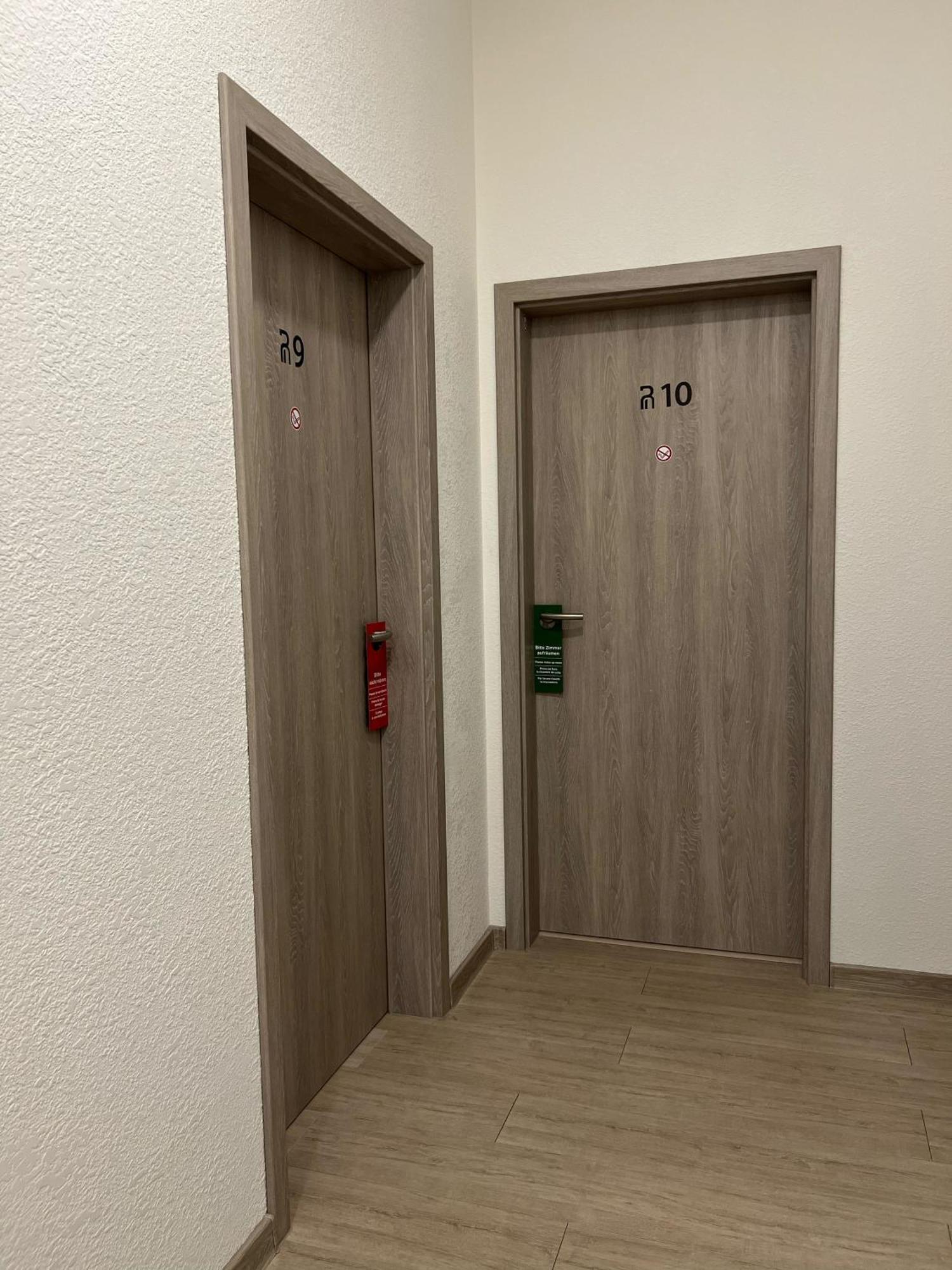 מצינגן Hotel Residenz Luxury Apartments מראה חיצוני תמונה